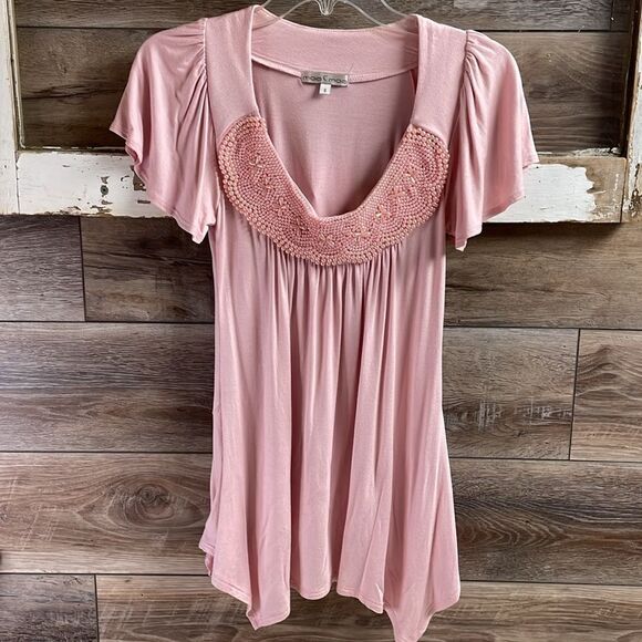 Moa Moa Ladies Pearl Neckline Top, Size Small, Pink with Faux Pink Pearl - Picture 2 of 6